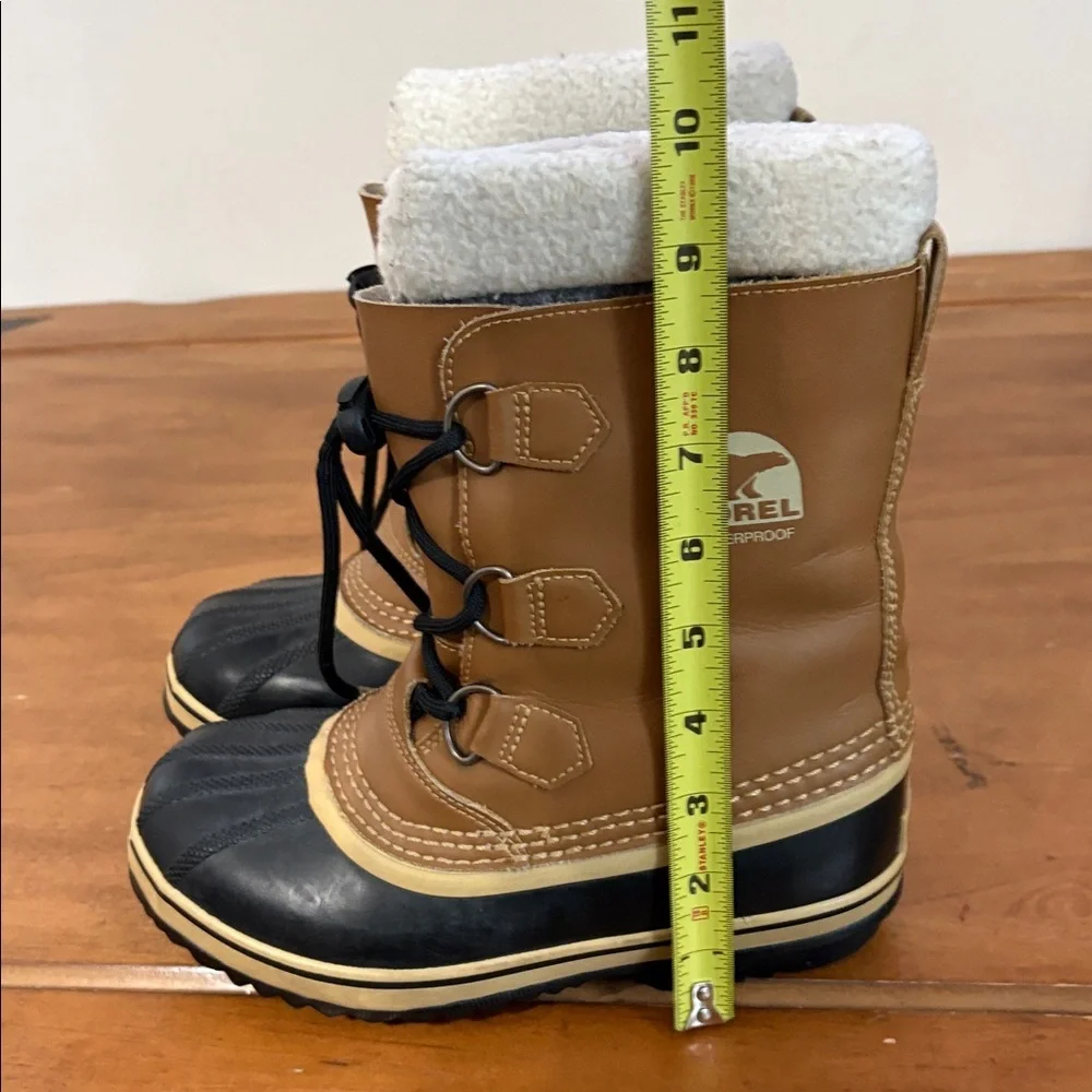 Sorel Caribou Waterproof Boots Size 4
